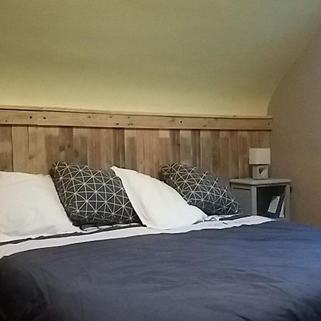 Ellias Bed and Breakfast Pont-lʼAbbé Buitenkant foto