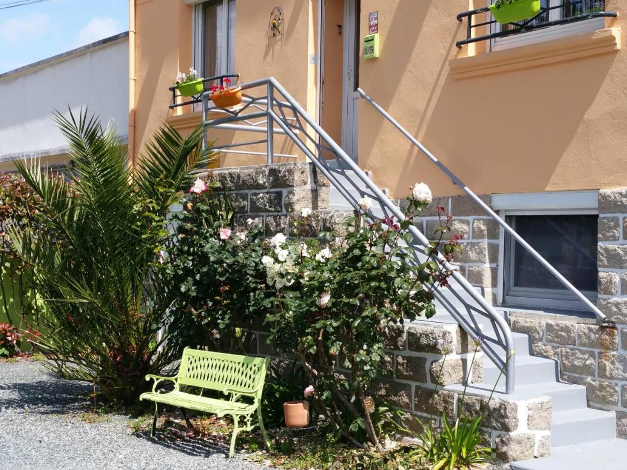 Ellias Bed and Breakfast Pont-lʼAbbé Buitenkant foto